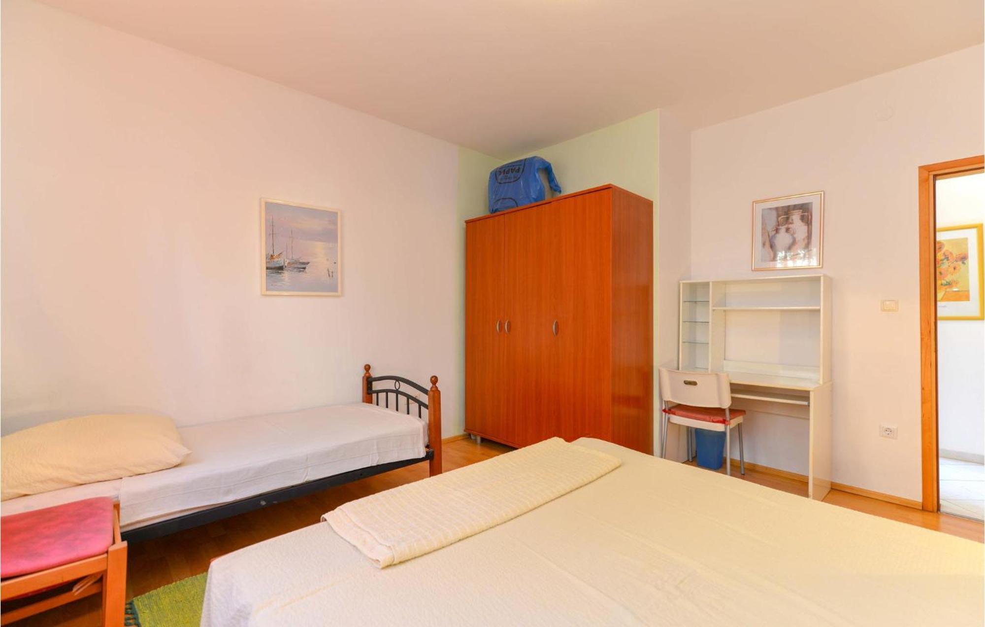 1 Bedroom Nice Apartment In زادار المظهر الخارجي الصورة